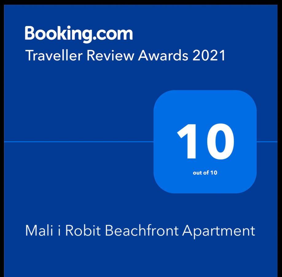 Mali I Robit Beachfront Apartment โกเลม ภายนอก รูปภาพ