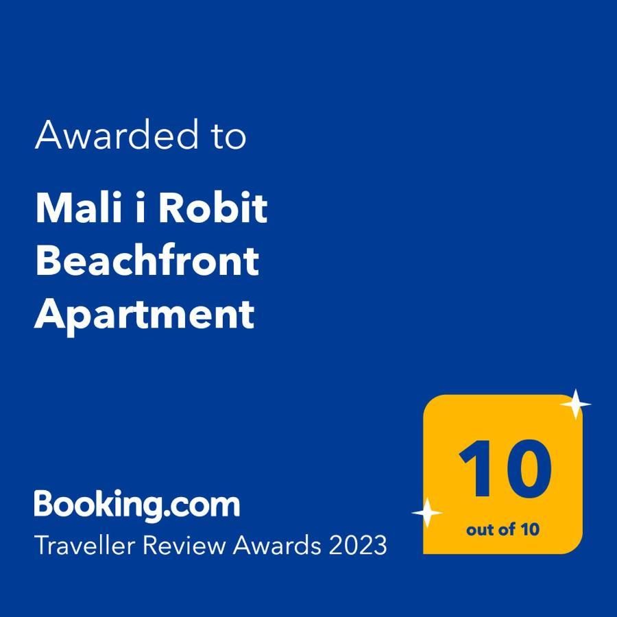 Mali I Robit Beachfront Apartment โกเลม ภายนอก รูปภาพ